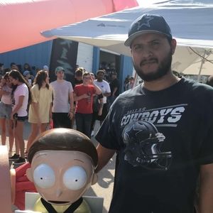 Meet your Posher, Efren